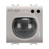 ChoruSmart KNX mozgásérzékelő PIR 50-500lux alkonyérzékelővel EIB 2M KNX bézs 105° 2csat. GEWISS