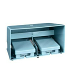 Kétlábas kapcsoló 2-ny 2-z 3A/AC15/230V BE vagy KI-parancs 1-fokozat fém Harmony XPE-M Schneider
