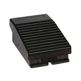 Lábkapcsoló 1-ny 1-z 3A/AC15/230V BE vagy KI-parancs 1-fokozat fém fekete Harmony XPE-A Schneider