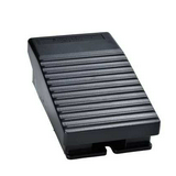 Lábkapcsoló 2-ny 2-z 3A/AC15/230V BE vagy KI-parancs 1-fokozat műanyag Harmony XPE-A Schneider