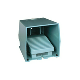 Lábkapcsoló 4-ny 4-z 3A/AC15/230V BE vagy KI-parancs 1-fokozat fém kék Harmony XPE-M Schneider