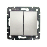 Valena N106+6 nyomó betét közp. fedéllel 2- billentyűs 2v alumínium IP31 műanyag LEGRAND